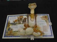 ４　２　かがく・しかけえほん　アフリカの大きな動物たち　ナショナルジオグラフィックソサエティ／監修　大日本絵画　児童書