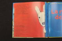 5　5　La maison de Lisa　ANNE GUTMAN・GEORG HALLENSLEBEN　「リサのおうち」