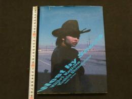 ８　８　小島聖　west by south　篠山紀信撮影　