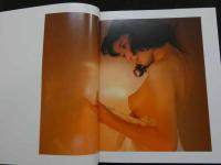 ８　5　荻野目慶子写真集　SURRENDER　写楽　1992年初版