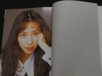 ８　5　石田悠里写真集　Body　伊波正文撮影