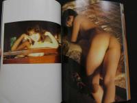 ８　３　秋元ともみ写真集　平地勲撮影　別冊スコラ　