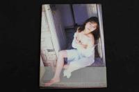 2  ８　岩間さおり写真集　GRACE