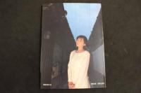 4　5　秋元ともみ写真集　少女が神話を創る時　撮影／前場輝夫・佐藤只一　　