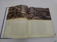 Dogon Africa's People of the Cliffs Robert Morton/edit 英文　１７６P　1冊
