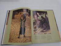 Dogon Africa's People of the Cliffs Robert Morton/edit 英文　１７６P　1冊