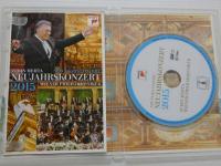 Neujahrskonzert(新年のコンサート) 2015　ウィーンフィルハーモニー　英文解説あり　DVD　1巻