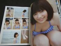 島崎遥香ファースト写真集　ぱるる、困る。　撮影：中山雅文　ポスター付