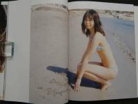 西野七瀬写真集　風を着替えて　川島小鳥/写真　ポストカード付 