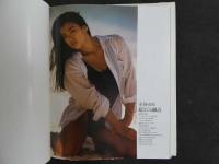 ８　小谷ゆみ写真集　超えてる融点　撮影・野村誠一　1989年7月10日　初版　ワニブックス