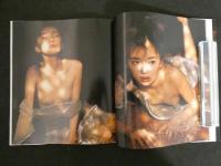 ８　葉月里緒菜写真集　RIONA　篠山紀信/撮影