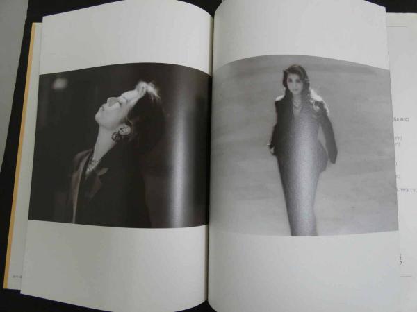 8 6 高橋ひとみ写真集 N.Y. MANHATTAN BLUEDAYS 撮影/井坂和典
