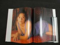８　６　②　大塚寧々写真集　ルージュの戯れ　撮影/井ノ元浩二　ワニブックス　1992年初版