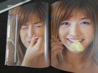 ８　６　石川梨華写真集　Rika Ishikawa　撮影/田中清美　竹書房　2001年初版