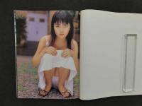 1 7　浜田翔子写真集　ロリータ・レース・クイーン　撮影／西城彰仁