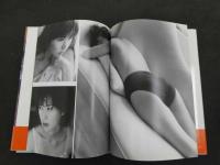 ６　5　吉田真由子写真集　Devilish　野村誠一撮影　平成１０年初版