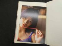 ６　5　吉野紗香写真集　Sweet16　西田幸樹撮影　1998年初版