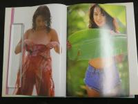 2  ３　サワディー　吉野綾写真集