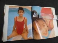1 ３　渡辺美奈代写真集　Look at！　撮影・山内順二　