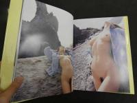 ６　9　CHARLOTTE LEWIS写真集　Free to Fly　撮影：Curtis Knapp　