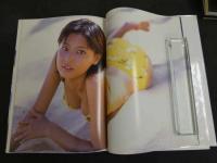 ９　5　はつみちかこ写真集　emanate.　撮影：井ノ元浩二