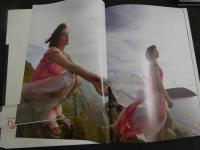 ９　5　四元奈生美写真集　撮影：松田忠雄　２０１１年初版発行