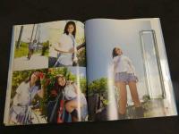 7　5　佐山彩香　１st写真集　AYA　ALEX WON/撮影　2009年第一刷発行