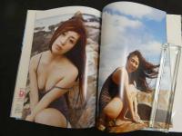 5　5　辰巳奈都子写真集　メモリー　撮影：中山雅文　2010年初版