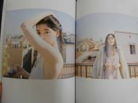 5　5　新木優子　ファースト写真集　ガールフレンド　2017年第2版