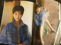 ４　5　中野理恵写真集　撮影/木村晴