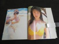7　5　坂井優美　写真集　ICON　撮影/上野勇