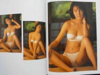 ８　葉山レイコ写真集　やさしく愛して　ニューアイドル写真集36