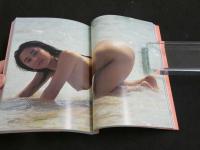 ８　小松美幸　渚のマーメイド　佐藤健写真集
