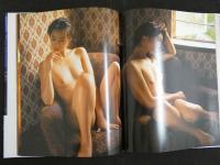 ８　真弓倫子写真集　RE-BIRTH