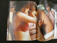 2  5　仲根かすみ写真集　A LA MER ~海へ~