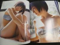 2  5　天野莉絵写真集「amaryllis」