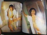 ２　5　篠崎ゆき　１st.写真集　佐藤健／撮影　１９９８年初版