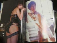 ２　5　大久保麻梨子写真集　NO LIMITS　BOMB特別編集　西條彰仁／撮影　2005年初版
