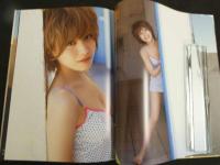 ２　5　高橋愛写真集　愛　愛　愛　西田幸樹／撮影　2011年初版