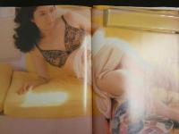 ４　松尾嘉代写真集　【黄金郷】　