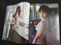 2  ２　深田恭子写真集　AKUA
