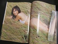 2  ２　江川有未・写真集　yumi