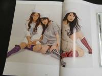2  ２　AKB48　わがままガールフレンド　FASHION BOOK　おしゃれプリンセスを探せ！