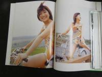 2  ２　根本美緒PHOTO BOOK　nemo・mi　サイン入り