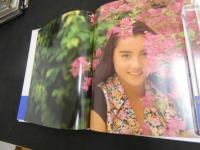 5　一色紗英ファースト写真集　ピアチェーレ　撮影/井ノ元浩二　1992年初版　