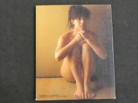 ４　5　松岡知重写真集　醒めない陶酔　撮影／野村誠一　