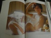 ４　5　岡田有希子写真集　SWEET LOVE DREAM
