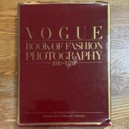 Vogue : book of fashion photography 1919-1979