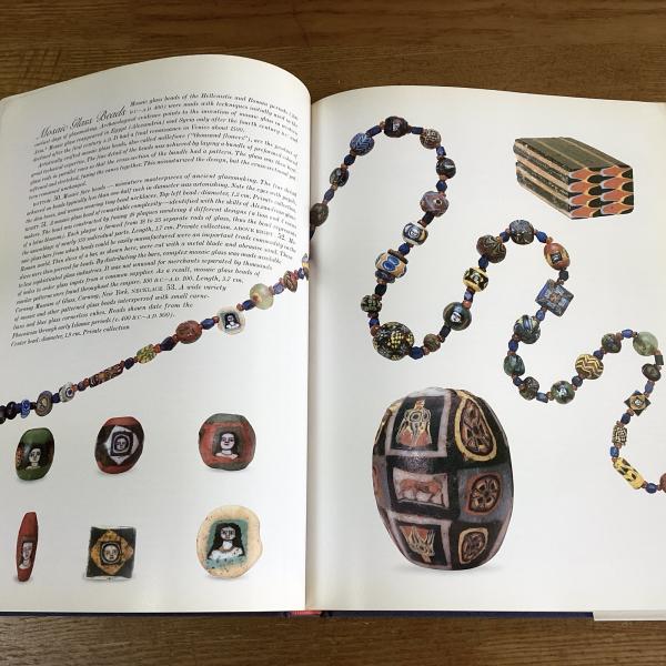 The history of beads from 30,000 B.C. to the present(Lois