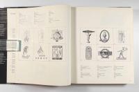 【フランス語洋書】Les marques françaises: 150 ans de graphisme, 1824-1974 = French trademarks（フランスの商標：グラフィックデザイン150年史（1824–1974））